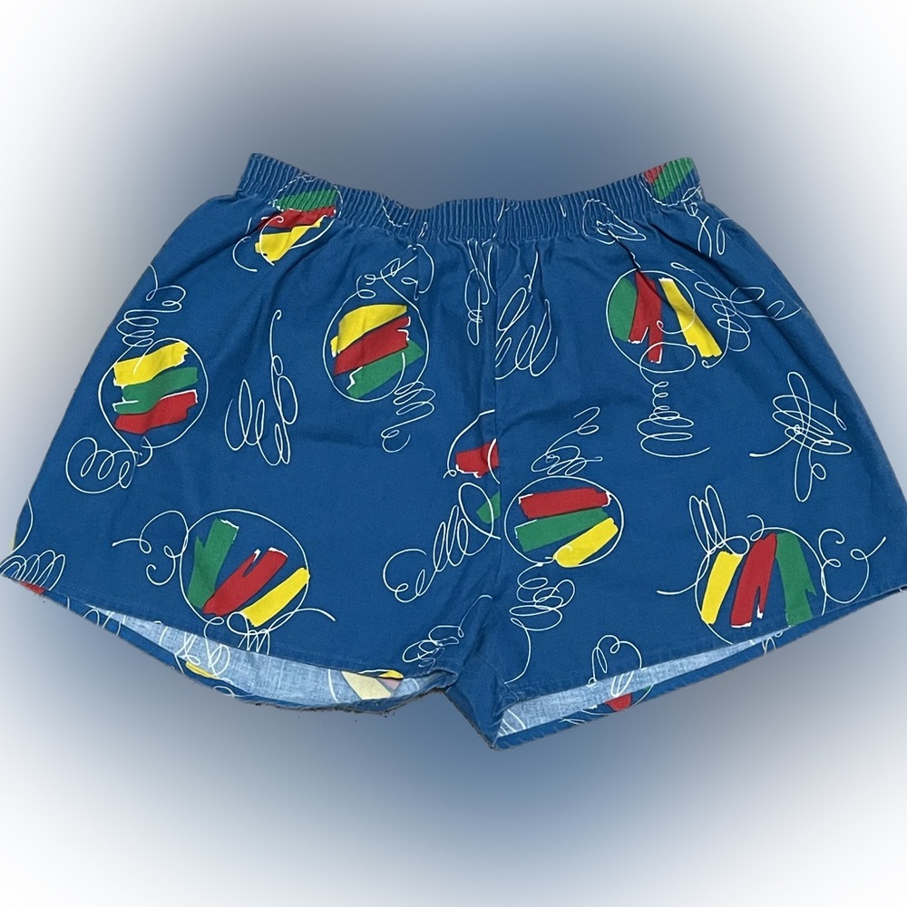 Women’s patterned shorts